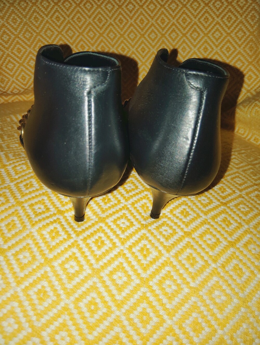 Burberry Bronwen Chain Trim Black Kitten Heel Ankle Booties Sz 37.5 - Picture 5 of 7